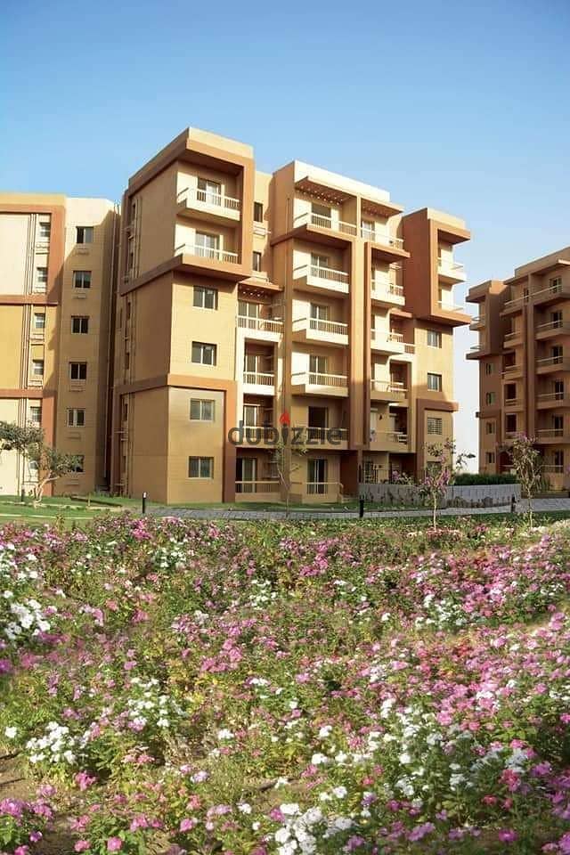 Apartment for sale in October Gardens in Ashgar City Compound, second floor, 100 m, 3 rooms - 1 bathroom. The compound is inhabited and has all servic 6