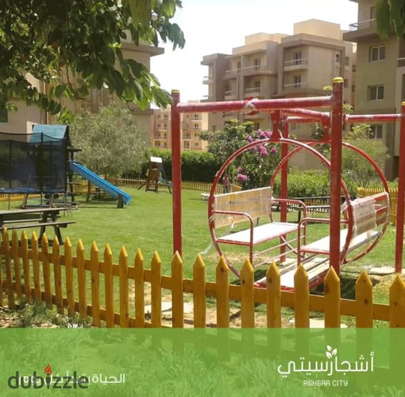 Apartment for sale in October Gardens in Ashgar City Compound, second floor, 100 m, 3 rooms - 1 bathroom. The compound is inhabited and has all servic 9