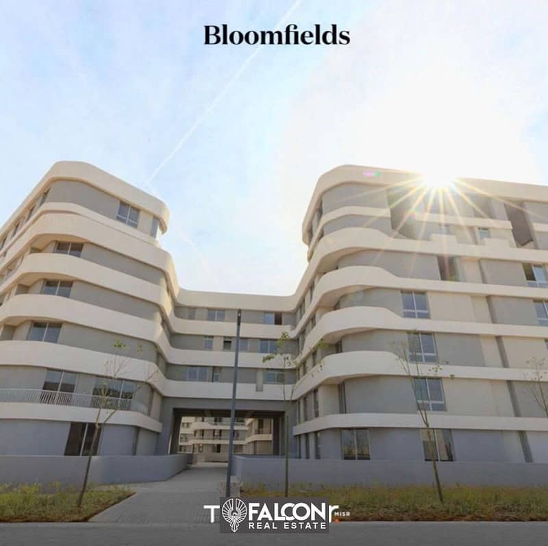 شقة دور ارضى بحديقة متشطبة بالكامل بالتجمع الخامس بكمبوند بلومفيلدز Bloomfields Compound 11