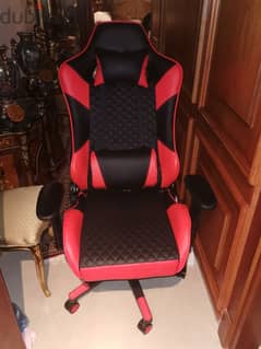 Gaming chair 0