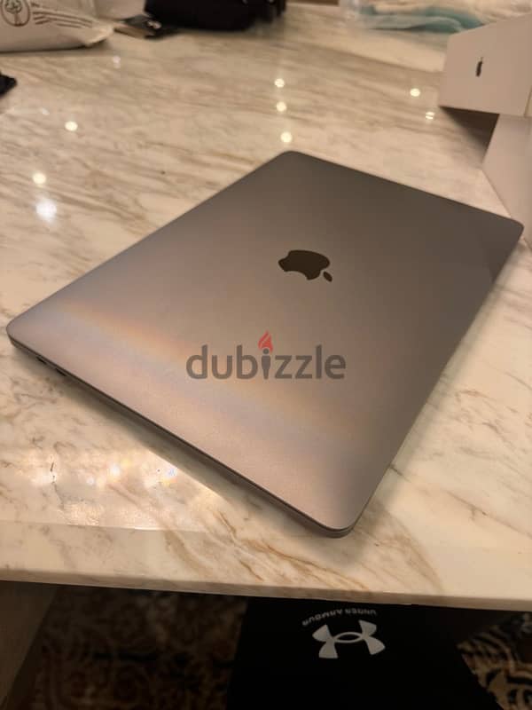 MacBook Pro 13 inch M1 4