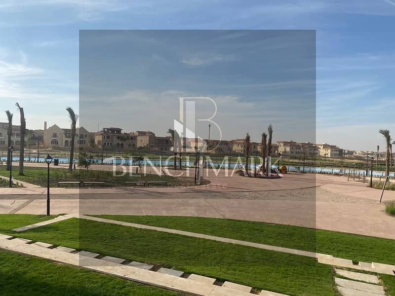 Apartment for sale 123 meters with a garden in Hyde Park Compound, New Cairo, Fifth Settlement, on 90th Street, next to Mivida, in installments 21