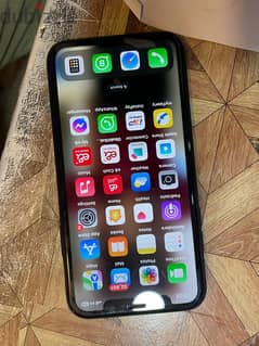 للبيع iphone xr بحالة ممتازة