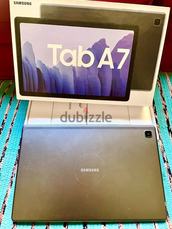 Samsung tab A7 with box 1