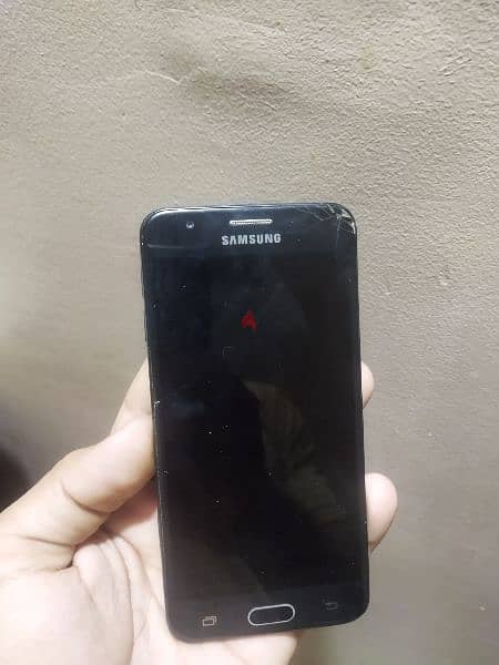 Samsung J5 prime كسر في الباغة فقط 2