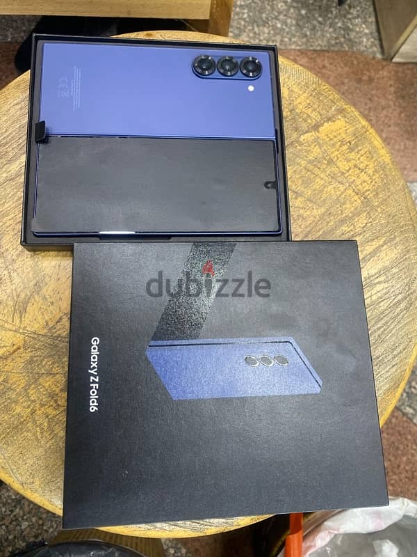 Galaxy Z Fold 6 dual sim 512G Blue جديد فتحت علبة 0