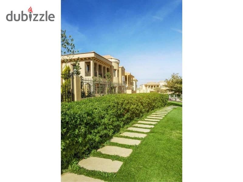 شقة للبيع ريسيل فى الجولدن سكوير 3 غرف بأقل من سعر السوق فى هايد بارك hyde park 1