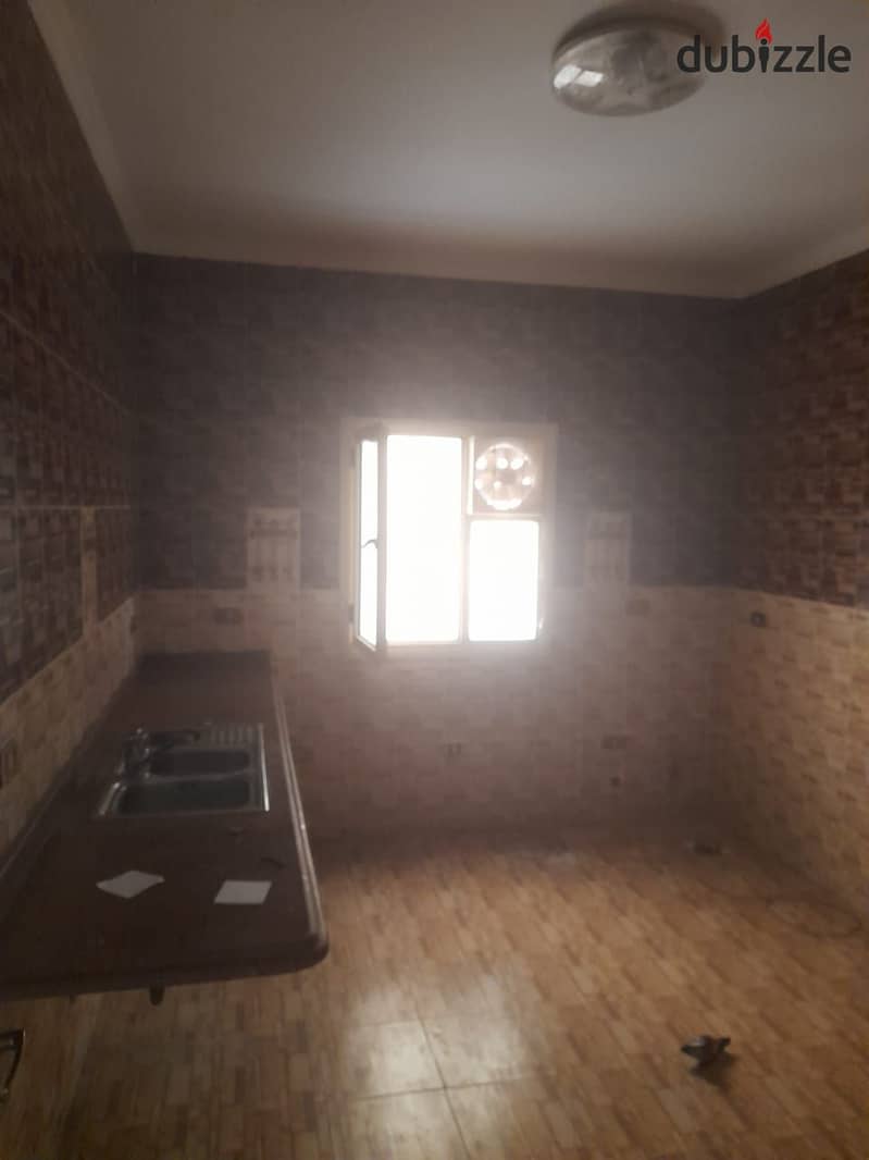 Apartment for residential rent only in District 3/4, Gamal Abdel Nasser Axis, opposite the Diplomats in the Fifth Settlement 4