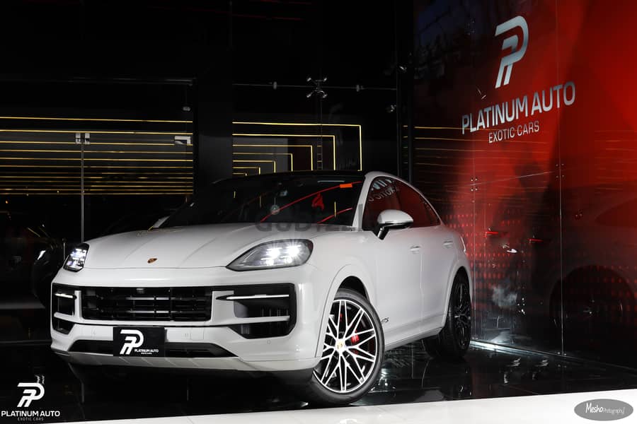 Porsche Cayenne GTS 2024 0