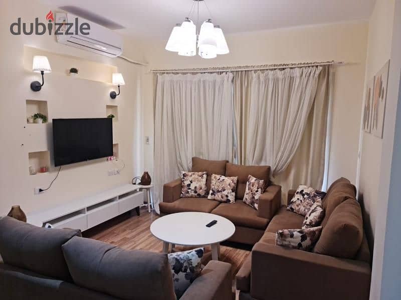 Furnished apartment for rent in The Address, Sheikh Zayed, double view 3