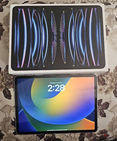 Ipad 2022 pro M2 فالضمان كسر زيرو 3