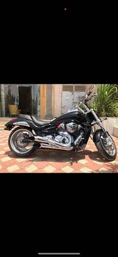 Suzuki Boulevard m109r 2013 - 3,700 miles