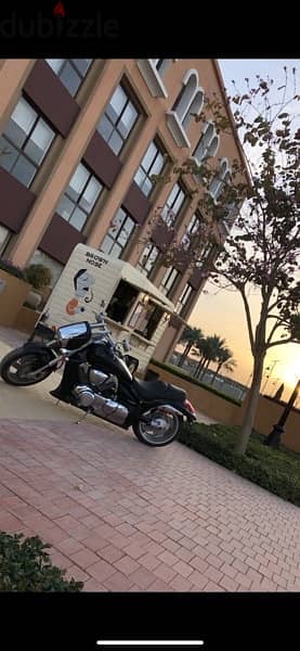 Suzuki Boulevard m109r 2013 - 3,700 miles 3