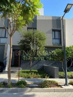 Garden Villa for sale 3 Bdr in Al Burouj Compound, Al Shorouk, New Cairo, next to Heliopolis Club, the International Medical Center, in installments 0