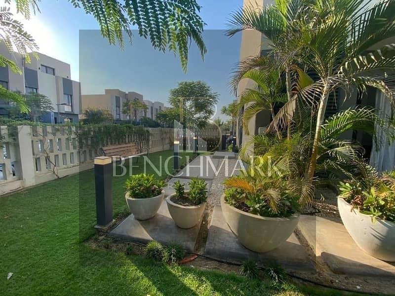 Garden Villa for sale 3 Bdr in Al Burouj Compound, Al Shorouk, New Cairo, next to Heliopolis Club, the International Medical Center, in installments 1