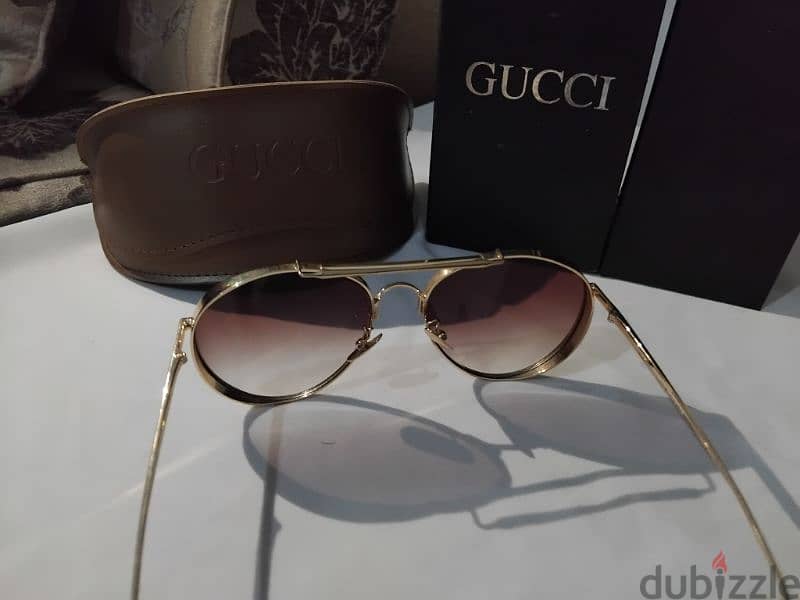 نظاره Gucci 0