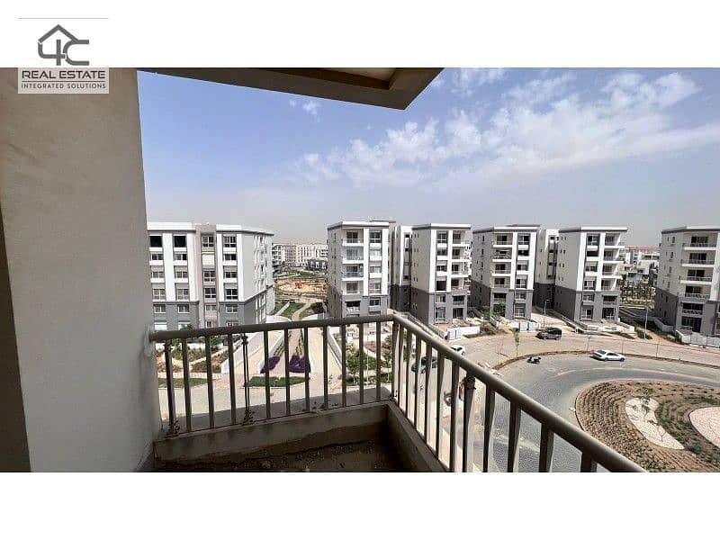 Apartment for sale in installments in Hyde Park, Fifth Settlement, 123 m 0