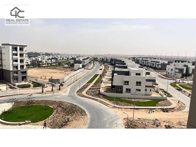 Apartment for sale in installments in Hyde Park, Fifth Settlement, 123 m 4