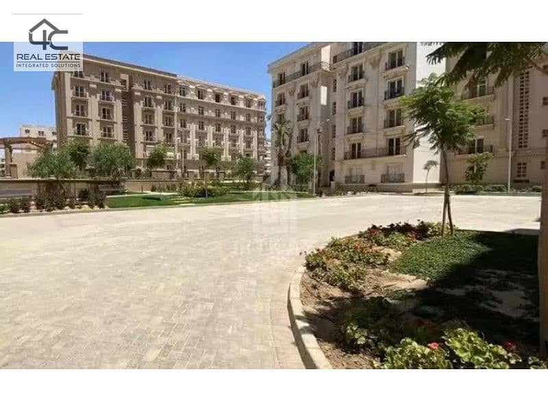 Apartment for sale in installments in Hyde Park, Fifth Settlement, 123 m 5