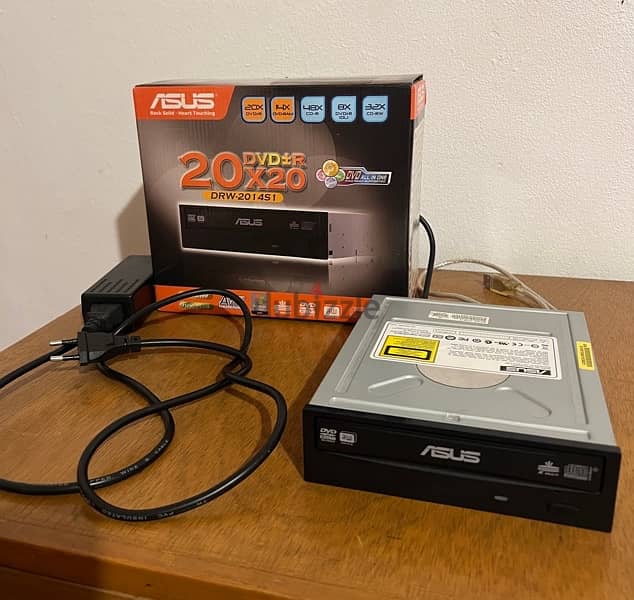 asus dvd room مشغل اسطوانات 1