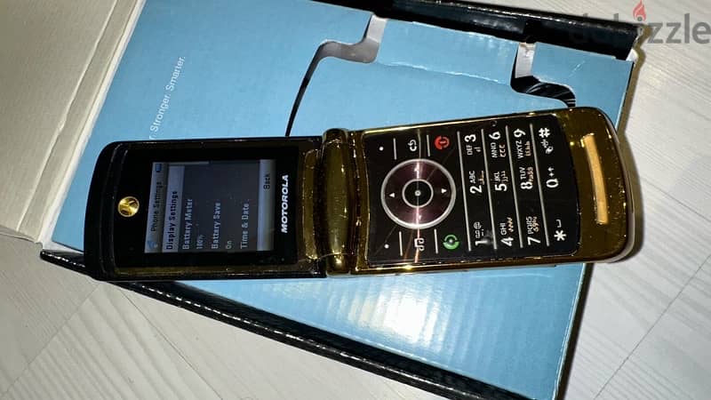 motorola razer v8 gold edition 5