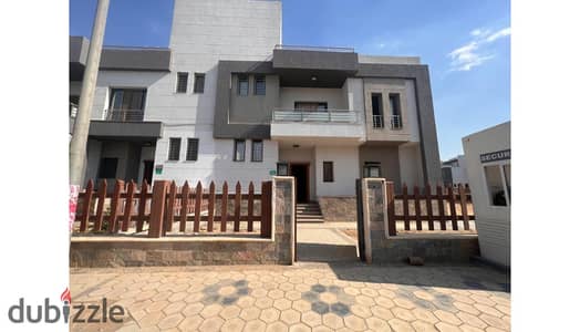 Town House  for sale bua 450m - 550 garden El shorouk ( wesal views  )