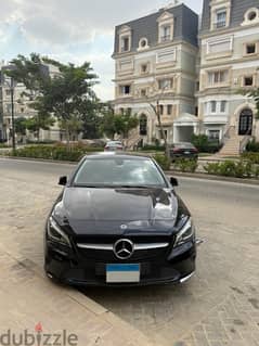 Mercedes-Benz CLA 180 2018