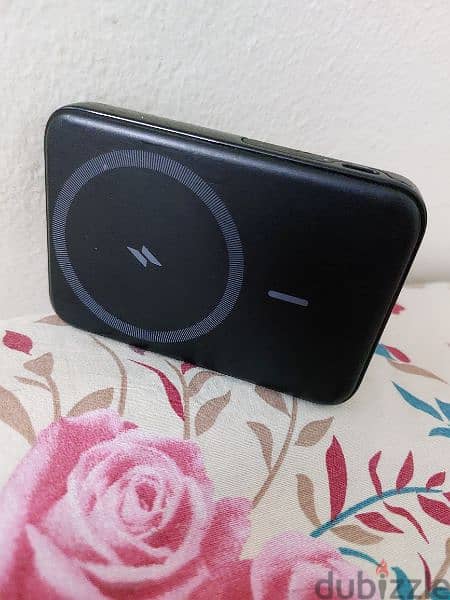 anker Magnetic Wireless charger 1