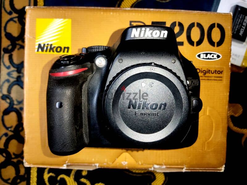 كاميرة Nikon 5200D التايلاندي الاصلية 0