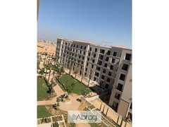 تم تخفيض السعر لسرعه البيع خلال اسبوع  شقة للبيع كمبوند  Village west مساحه : 154 متر دور ثانى 0