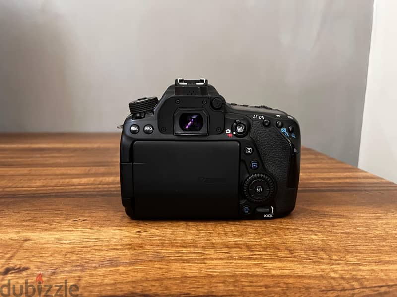 Canon 80D with 18-135 mm Kit lens - Perfect Condition 4