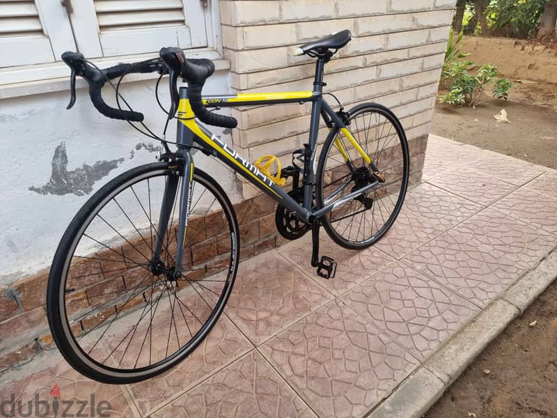 Format con 10 Road bike - عجلة فورمات للكبار 1