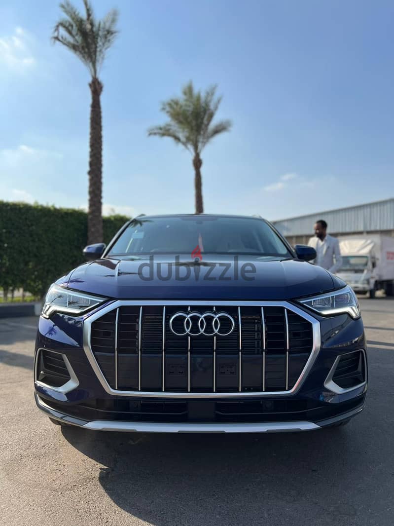 Audi Q3 2024 S-Line 0