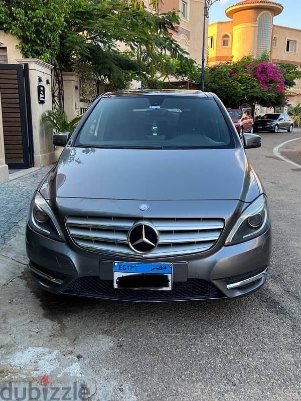 Mercedes-Benz B200 2013 0