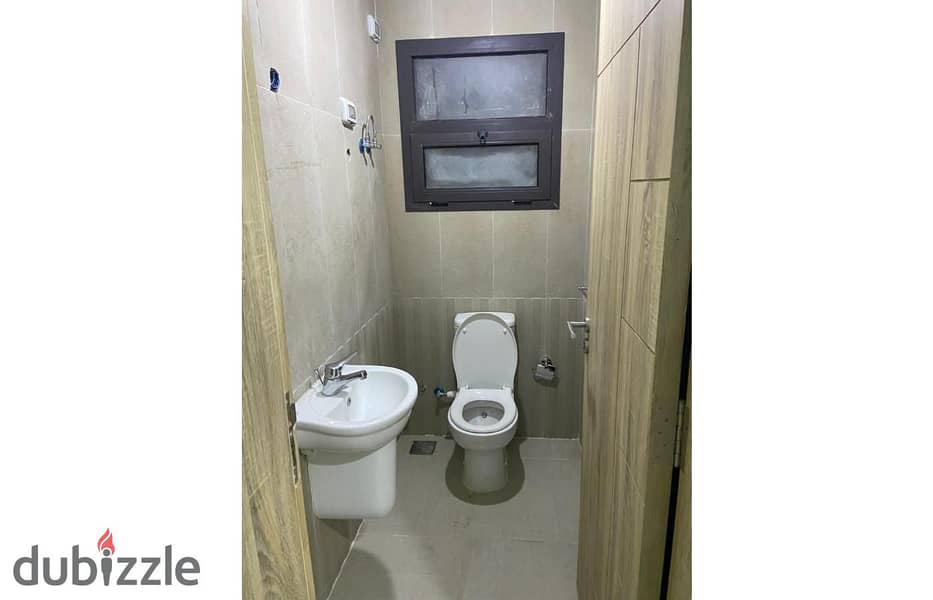 Apartment 175m garden semi furnished for rent in in el marassem fifth square new cairo 8