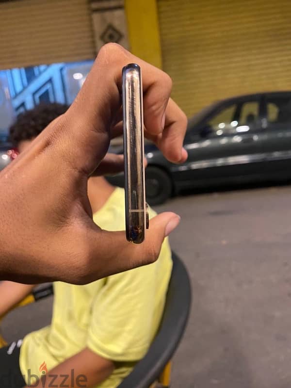 iPhone Xs Max 64 gb 3