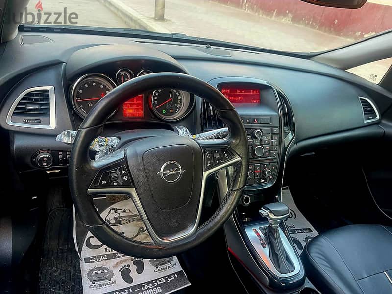 Opel Astra 2015 4