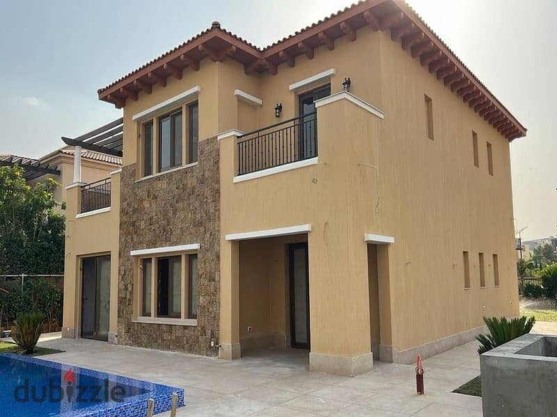 Fully finished villa for rent with private pool in Mivida Views overlooking green spaces and lake 3