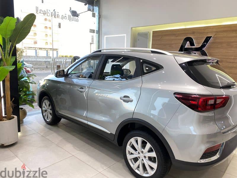 ادفع 400 الف واستلم MG ZS 2025 Comfort ZERo 8