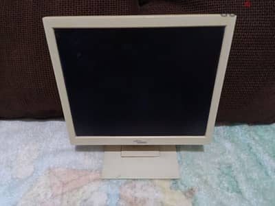 Fujtsu siemens LCD Color Monitor FHD