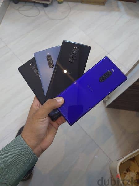 عشاق التميز و الاختلاف Sony Xperia 1 متاح بدلات 2