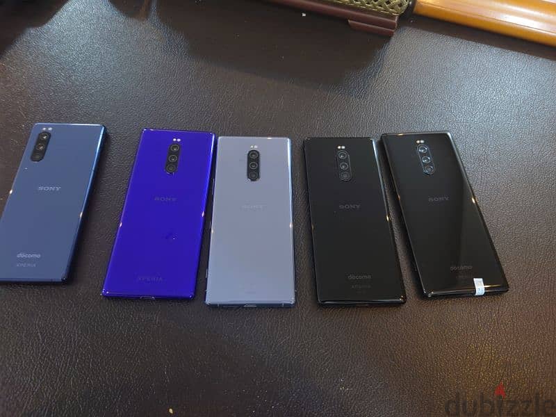 عشاق التميز و الاختلاف Sony Xperia 1 متاح بدلات 4