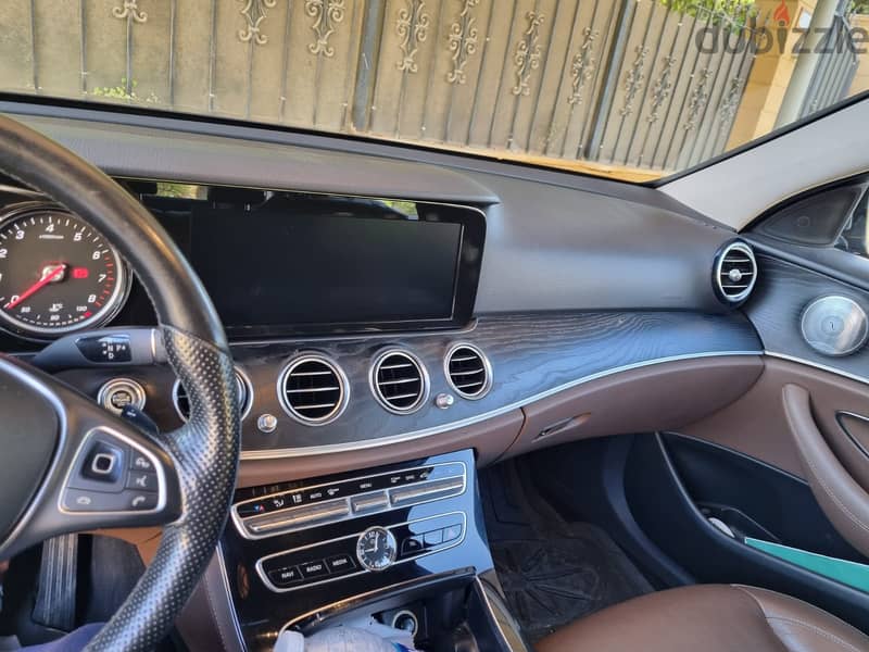 Mercedes E180 2018 – Excellent Condition 4