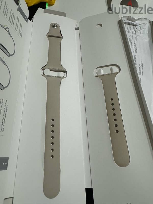 apple watch series 7 like new b:95% 5