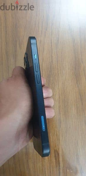 iphone 13 128gb لاكن الشاشه مش شغاله 4