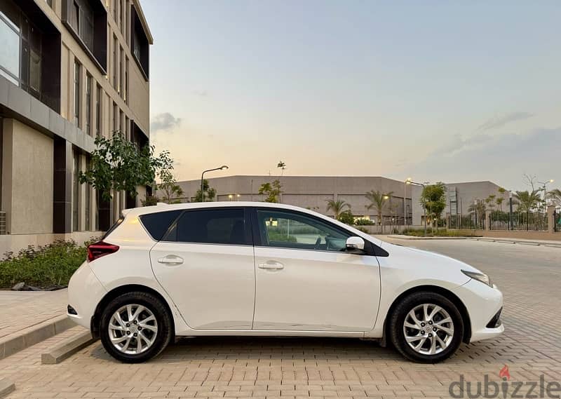 Toyota Auris 2016 3