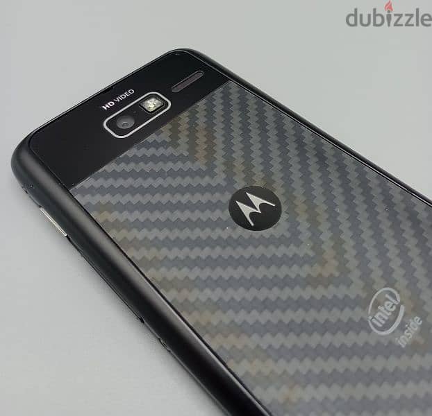 Motorola RAZR i XT890  تحفه موديل 2012 0