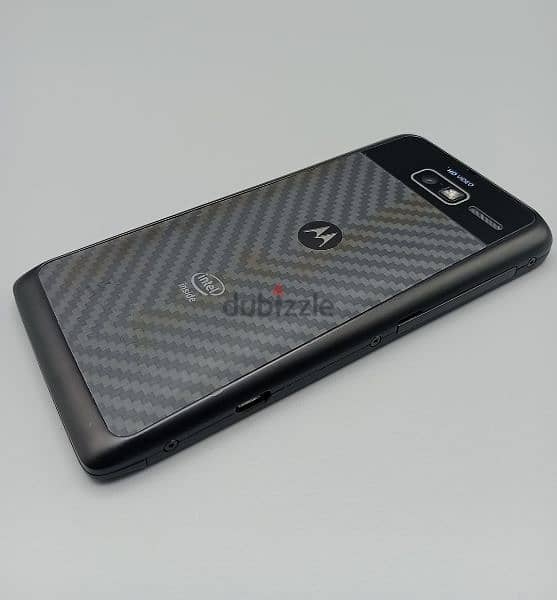 Motorola RAZR i XT890  تحفه موديل 2012 2