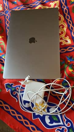 MacBook pro 16.1