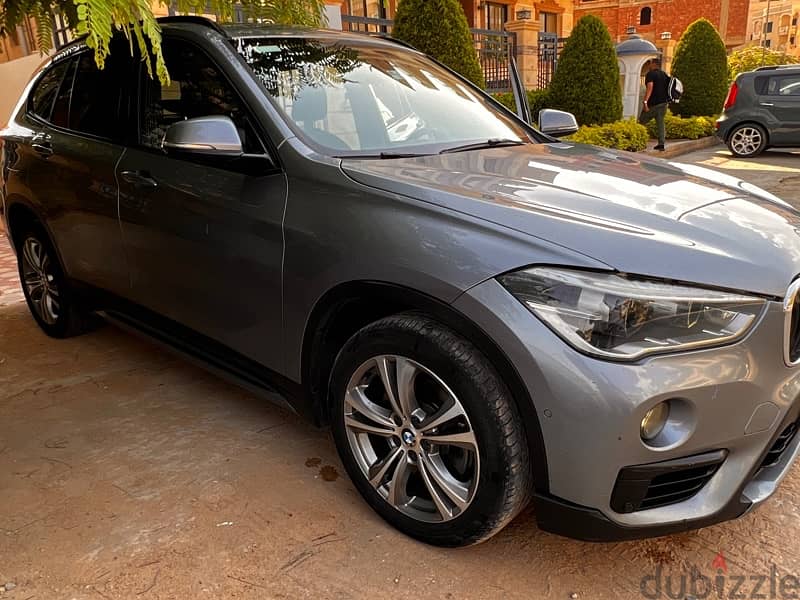 BMW X1 2019 فابريكا بالكامل 9